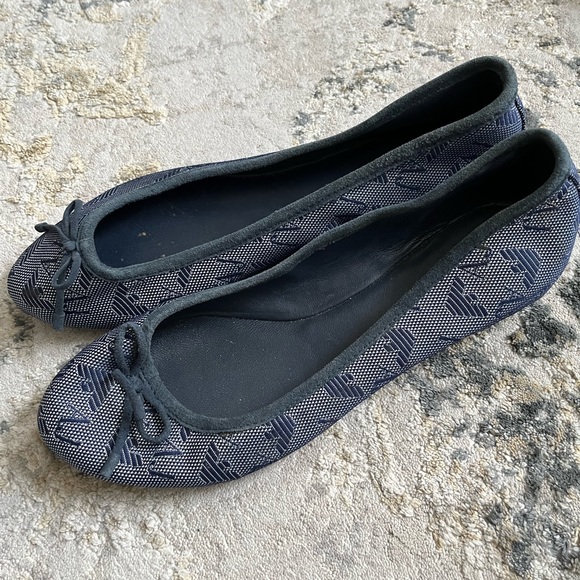 Armani Jeans flats - Picture 3 of 4
